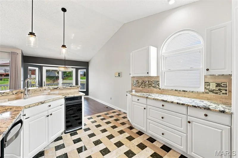 1665 Wild Goose Run, St Charles, MO 63303 — listing photo 16 of 46