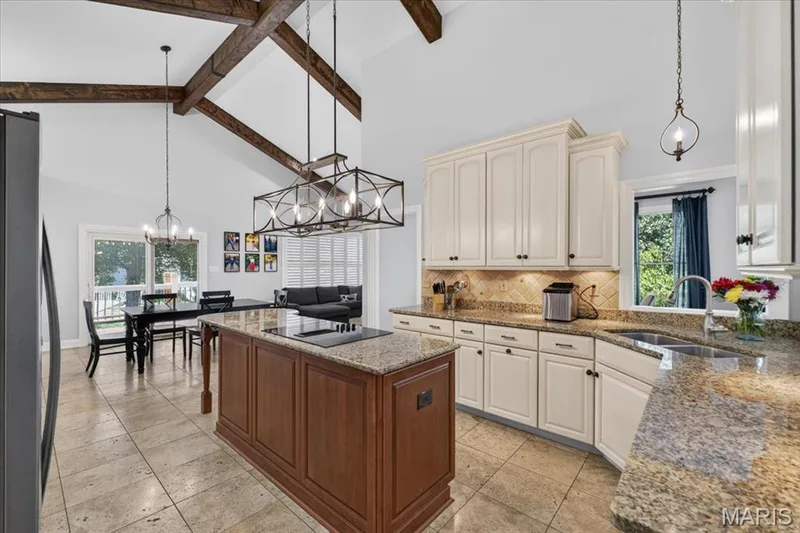 1635 Wildhorse Parkway Drive, Wildwood, MO 63005 — listing photo 16 of 66