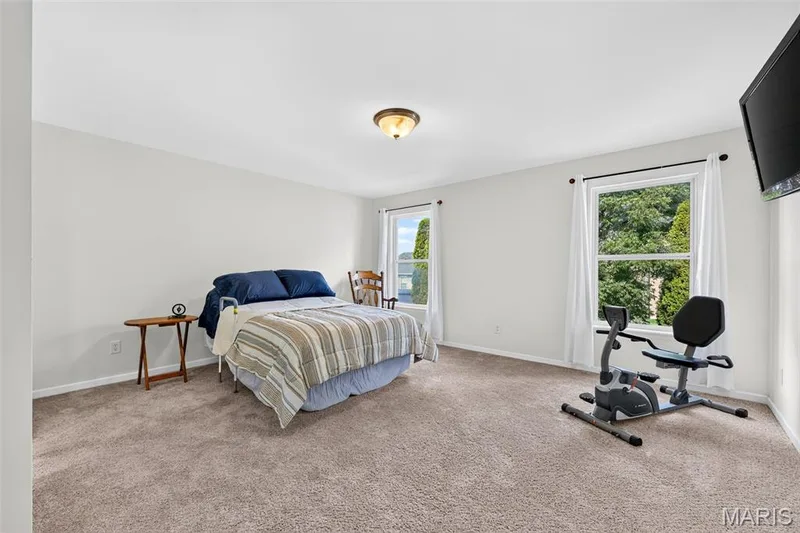 1093 Renfrew Lane, O'Fallon, MO 63366 — listing photo 17 of 38
