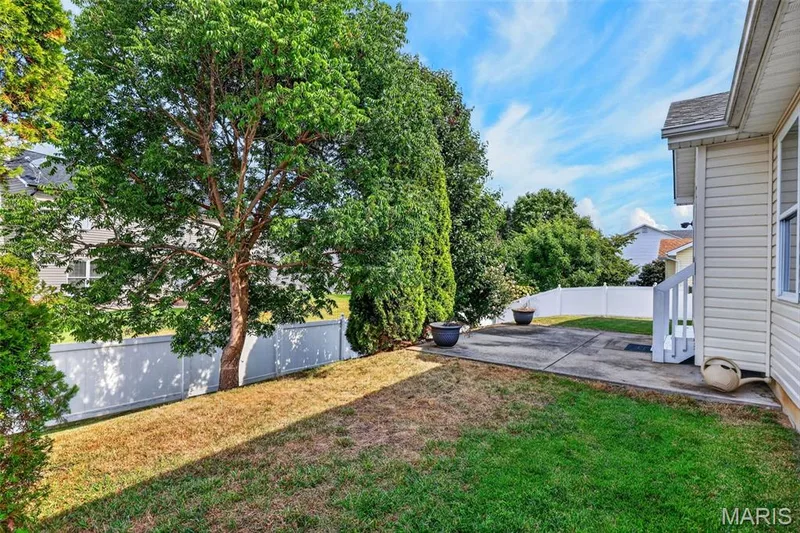 1093 Renfrew Lane, O'Fallon, MO 63366 — listing photo 32 of 38