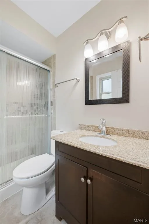 210 S Duchesne Drive, St Charles, MO 63301 — listing photo 25 of 46