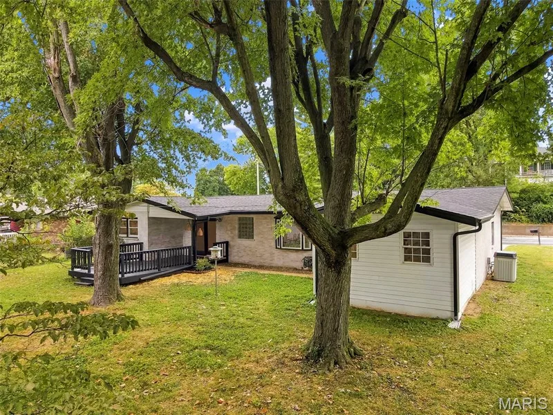 210 S Duchesne Drive, St Charles, MO 63301 — listing photo 46 of 46