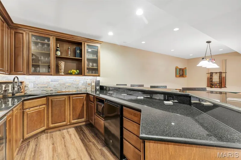 Granite Bartop & Sink — 221 Oakhurst Circle, O'Fallon, MO 63367