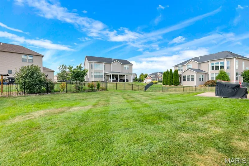Your Vision Awaits! — 221 Oakhurst Circle, O'Fallon, MO 63367