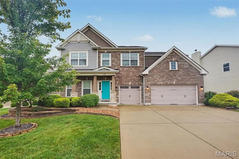 152 Carlton Point Drive, Wentzville, MO β listing photo 1