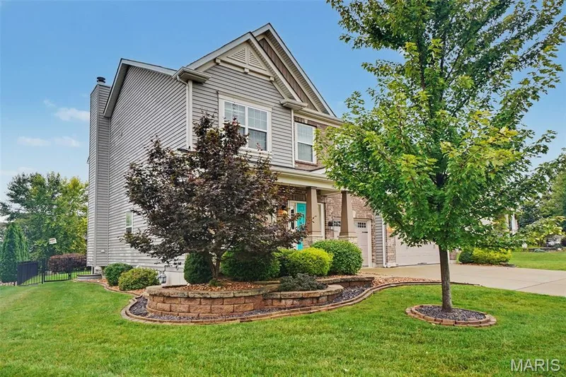 152 Carlton Point Drive, Wentzville, MO 63385 — listing photo 4 of 40