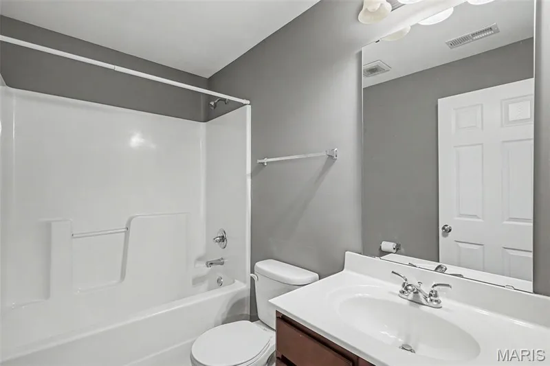 Lower-level bath — 152 Carlton Point Drive, Wentzville, MO 63385