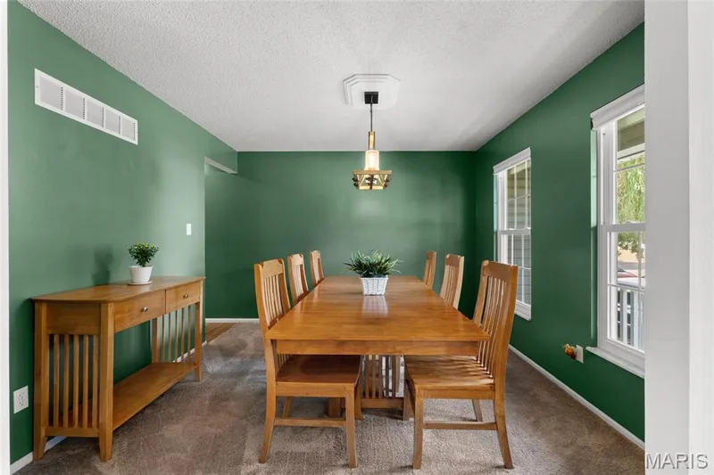 100 Quiet Grove Court, St Peters, MO 63376 — listing photo 6 of 37
