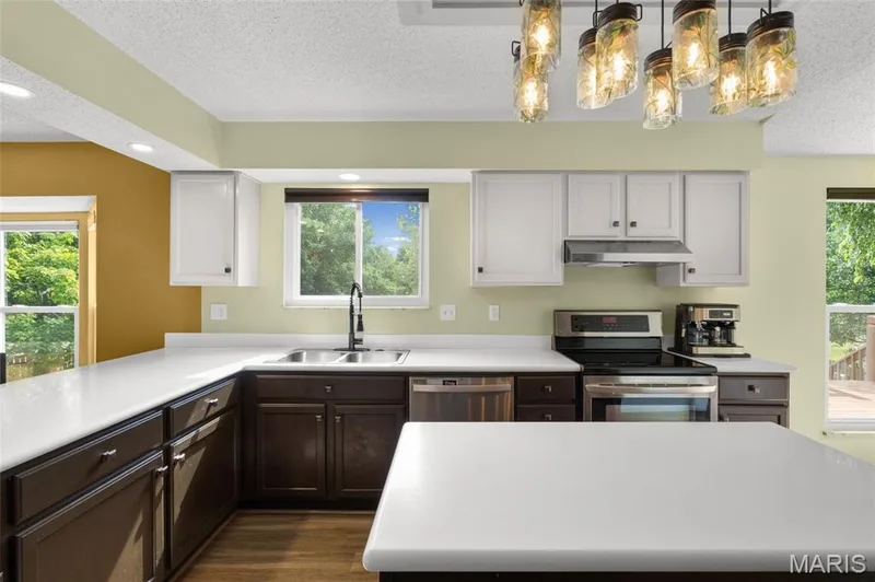 100 Quiet Grove Court, St Peters, MO 63376 — listing photo 13 of 37