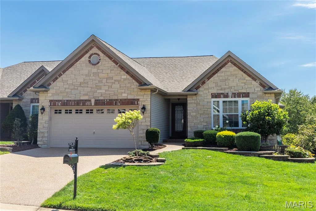 910 Daffodil Ridge Drive, O'Fallon, MO 63366 — listing photo 1 of 40