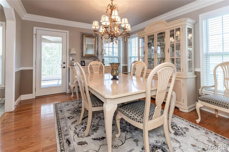 910 Daffodil Ridge Drive, O'Fallon, MO 63366 — listing photo 9 of 40