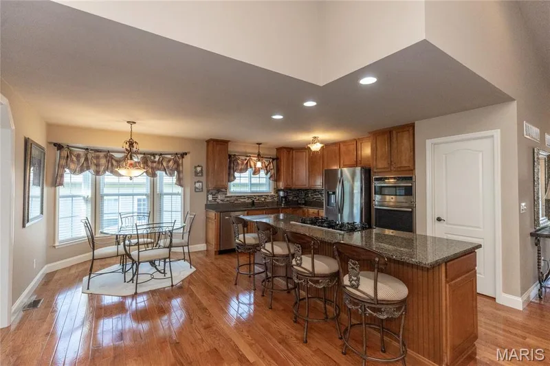 910 Daffodil Ridge Drive, O'Fallon, MO 63366 — listing photo 12 of 40