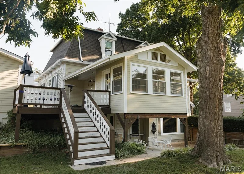 5548 Chestnut Street, Augusta, MO 63332 — listing photo 4 of 33