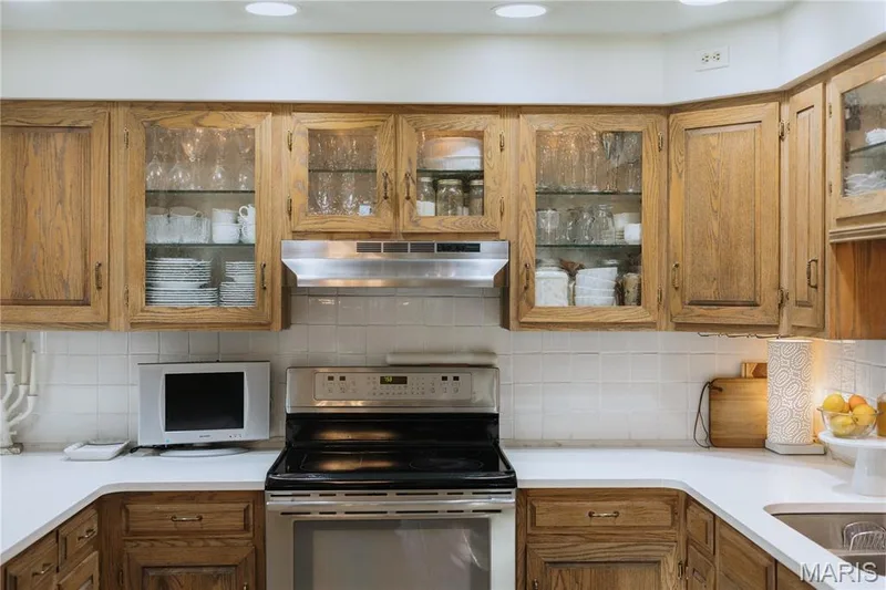 5548 Chestnut Street, Augusta, MO 63332 — listing photo 9 of 33