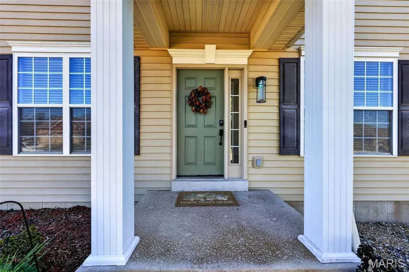 704 Chancellorsville Drive, Wentzville, MO 63385 — listing photo 4 of 58