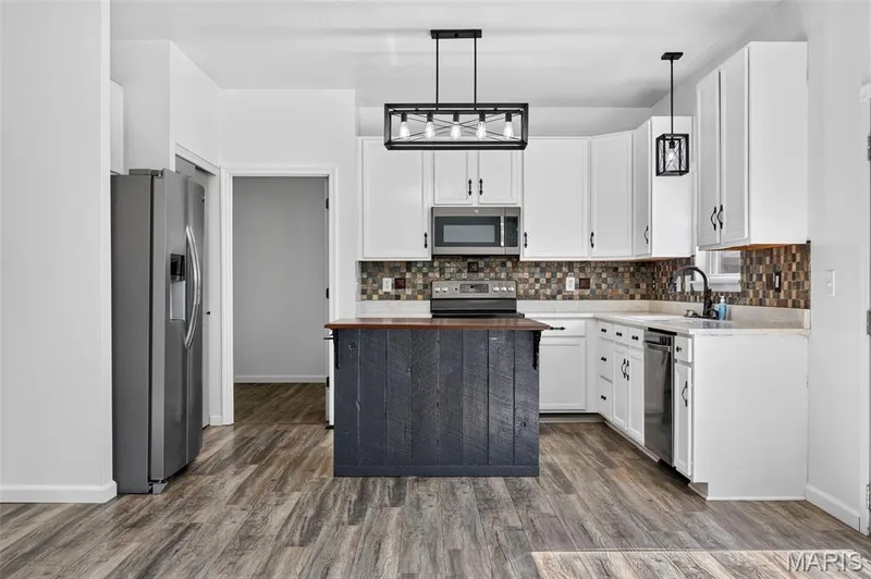 704 Chancellorsville Drive, Wentzville, MO 63385 — listing photo 19 of 58