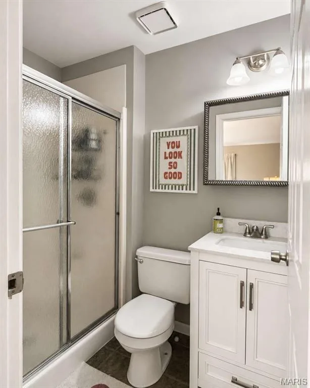 5070 Danielle Drive, St Charles, MO 63304 — listing photo 10 of 22