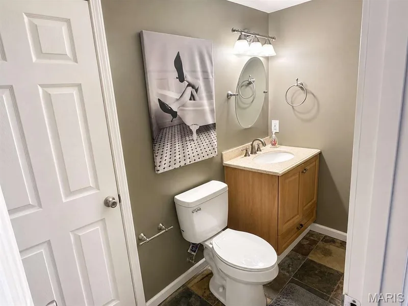 5070 Danielle Drive, St Charles, MO 63304 — listing photo 18 of 22