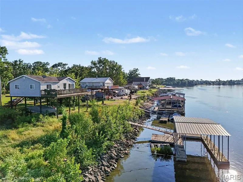 11 Woods Creek Road, St Charles, MO 63301 — listing photo 6 of 29