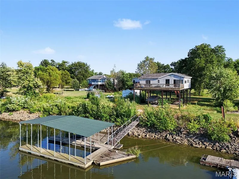 11 Woods Creek Road, St Charles, MO 63301 — listing photo 10 of 29