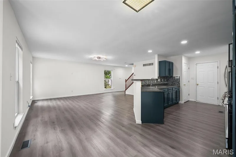 209 Waterside Crossing Court, St Peters, MO 63376 — listing photo 13 of 53