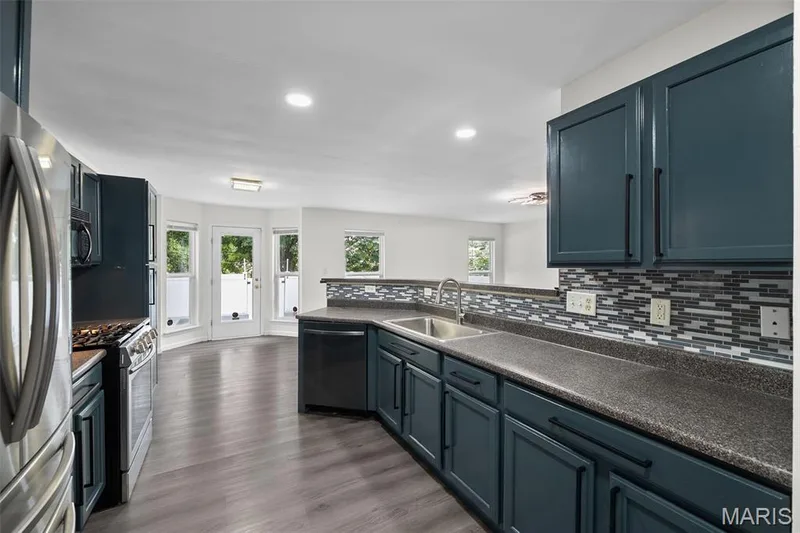 209 Waterside Crossing Court, St Peters, MO 63376 — listing photo 17 of 53