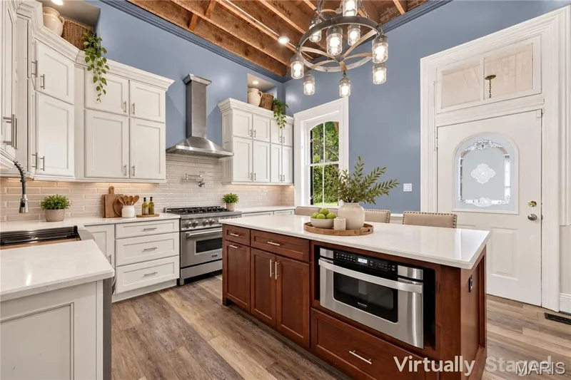 5589 Walnut Street, Augusta, MO 63332 — listing photo 4 of 55