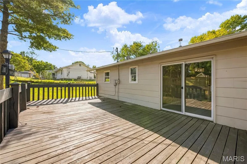 2916 Thrush Drive, St Charles, MO 63301 — listing photo 33 of 37