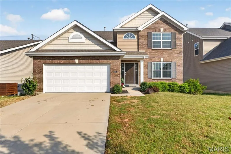 3257 Bentwater Place, St Charles, MO — listing photo 1