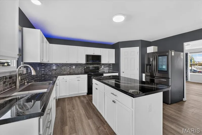 3257 Bentwater Place, St Charles, MO 63301 — listing photo 13 of 55