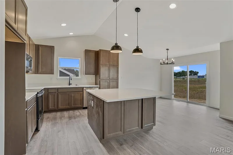 524 Evening Primrose Drive, Wentzville, MO 63385 — listing photo 16 of 20