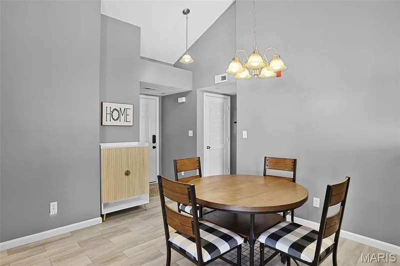 14303 Spring Creek Lane, O'Fallon, MO 63368 — listing photo 11 of 27