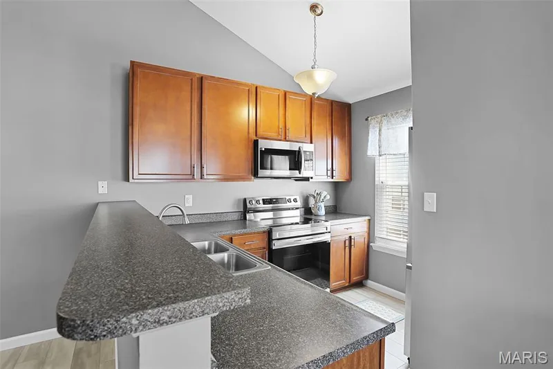 14303 Spring Creek Lane, O'Fallon, MO 63368 — listing photo 12 of 27