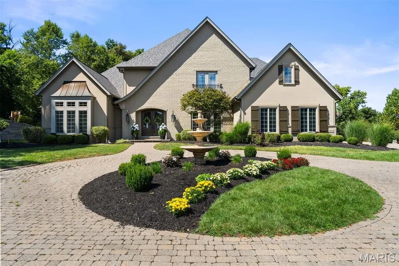 1815 Wills Trace Ridge, Wildwood, MO 63005 — listing photo 1 of 44