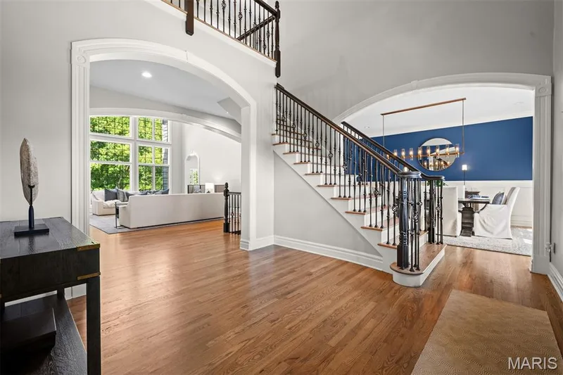 1815 Wills Trace Ridge, Wildwood, MO 63005 — listing photo 4 of 44
