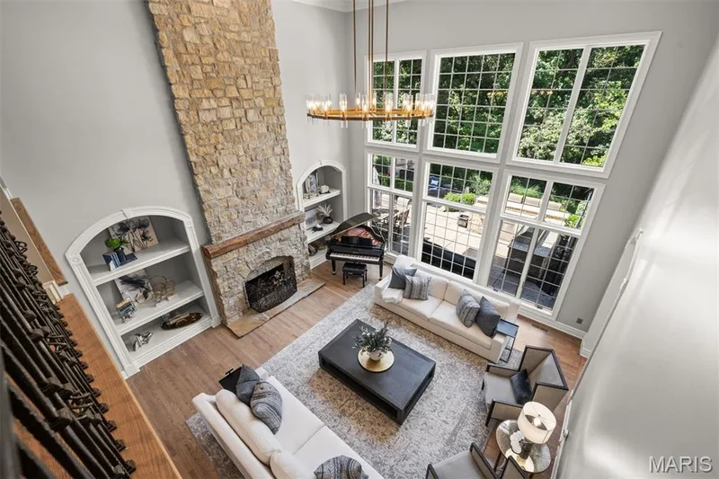 1815 Wills Trace Ridge, Wildwood, MO 63005 — listing photo 7 of 44