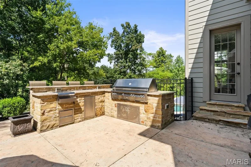 1815 Wills Trace Ridge, Wildwood, MO 63005 — listing photo 39 of 44