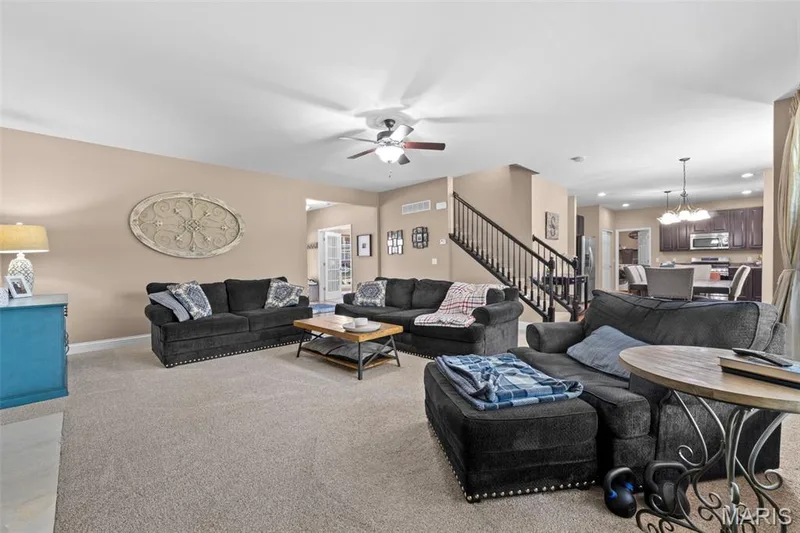 35 W Hampton Ridge Court, Wentzville, MO 63385 — listing photo 10 of 35