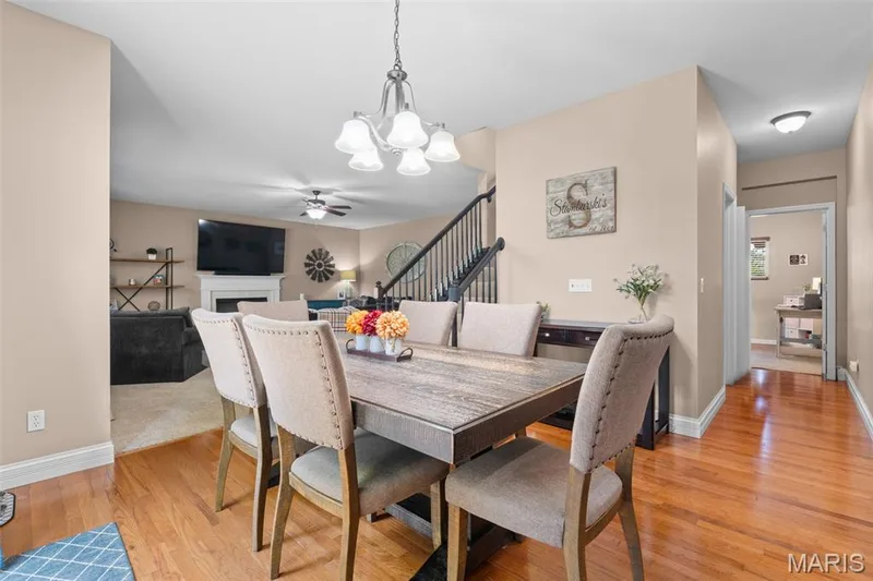 35 W Hampton Ridge Court, Wentzville, MO 63385 — listing photo 11 of 35