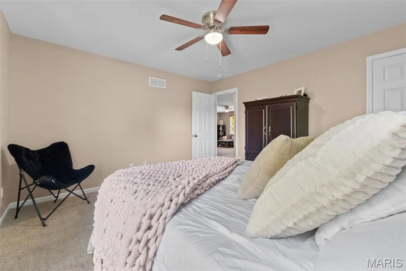 35 W Hampton Ridge Court, Wentzville, MO 63385 — listing photo 26 of 35