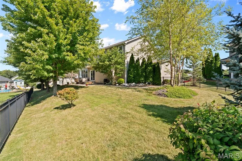 35 W Hampton Ridge Court, Wentzville, MO 63385 — listing photo 30 of 35