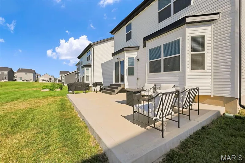 Outdoor entertaining space. Perfect for gatherings or just peaceful morning coffee or evening Bourbon — 191 Crestfield Court, St Charles, MO 63301