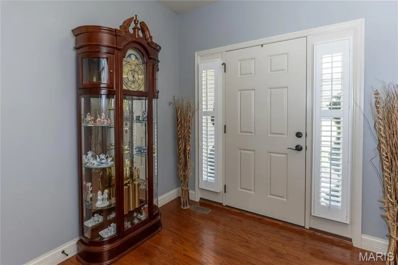 265 Meadows Of Wildwood Boulevard #5, Wildwood, MO 63040 — listing photo 3 of 34