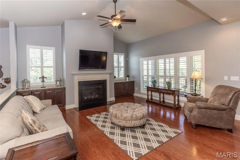 265 Meadows Of Wildwood Boulevard #5, Wildwood, MO 63040 — listing photo 10 of 34