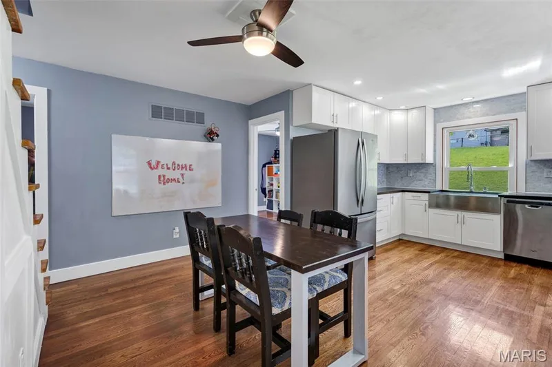 1533 Sherman Drive, St Charles, MO 63303 — listing photo 6 of 30