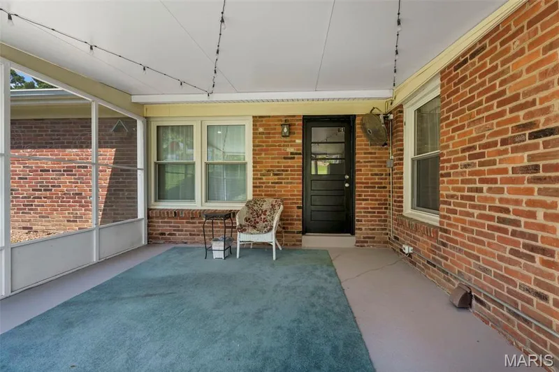1533 Sherman Drive, St Charles, MO 63303 — listing photo 12 of 30