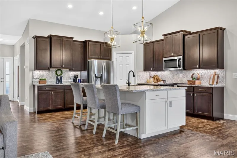 111 Cabot Court, Wentzville, MO 63385 — listing photo 15 of 44