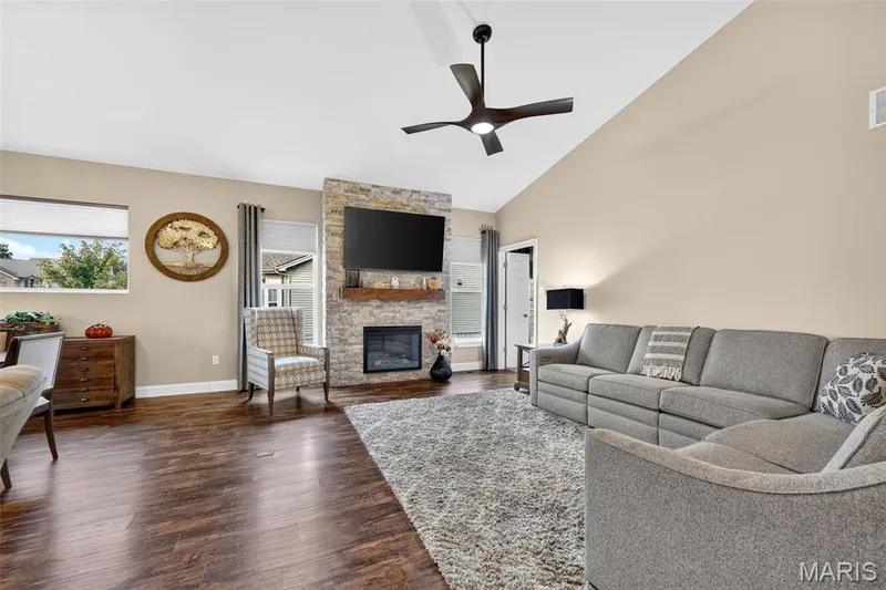 111 Cabot Court, Wentzville, MO 63385 — listing photo 20 of 44