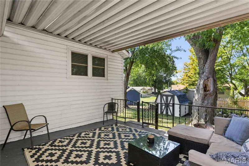 1417 Saint Gregory Lane, St Charles, MO 63304 — listing photo 22 of 26