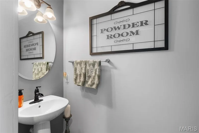 2145 Orchid Blossom Court, St Peters, MO 63376 — listing photo 5 of 24